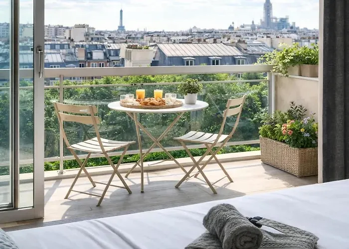Eiffel Tower View With Lift & Balcony Paris